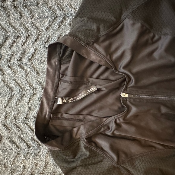 Garneau cycling top - Picture 2 of 3